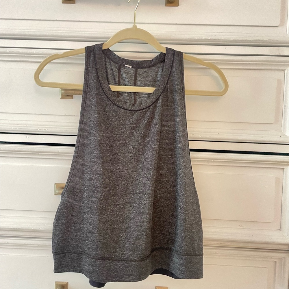 Lululemon tank